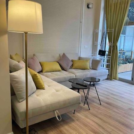 Lovely Apartment In Pogradec City With A Lake View Dış mekan fotoğraf